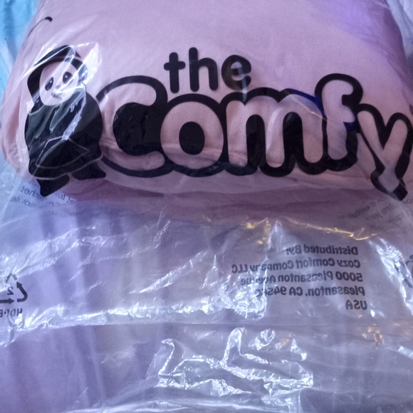 The Comfy Original Hoodie! 🩵 - Picture 2 of 3